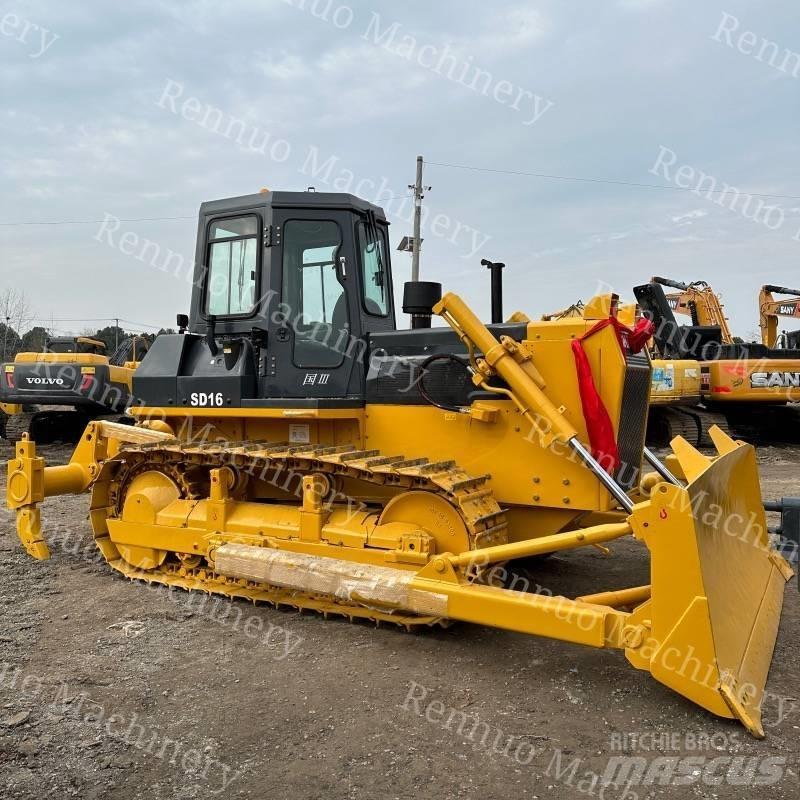 Shantui SD 16 Buldooserid