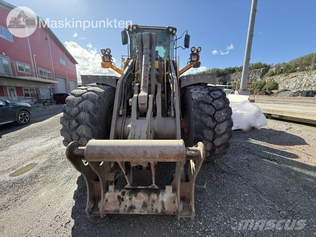 Volvo L 180 F Rataslaadurid