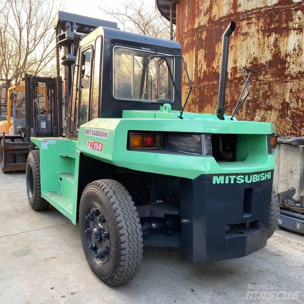 Mitsubishi FD 160 Teleskooplaadurid