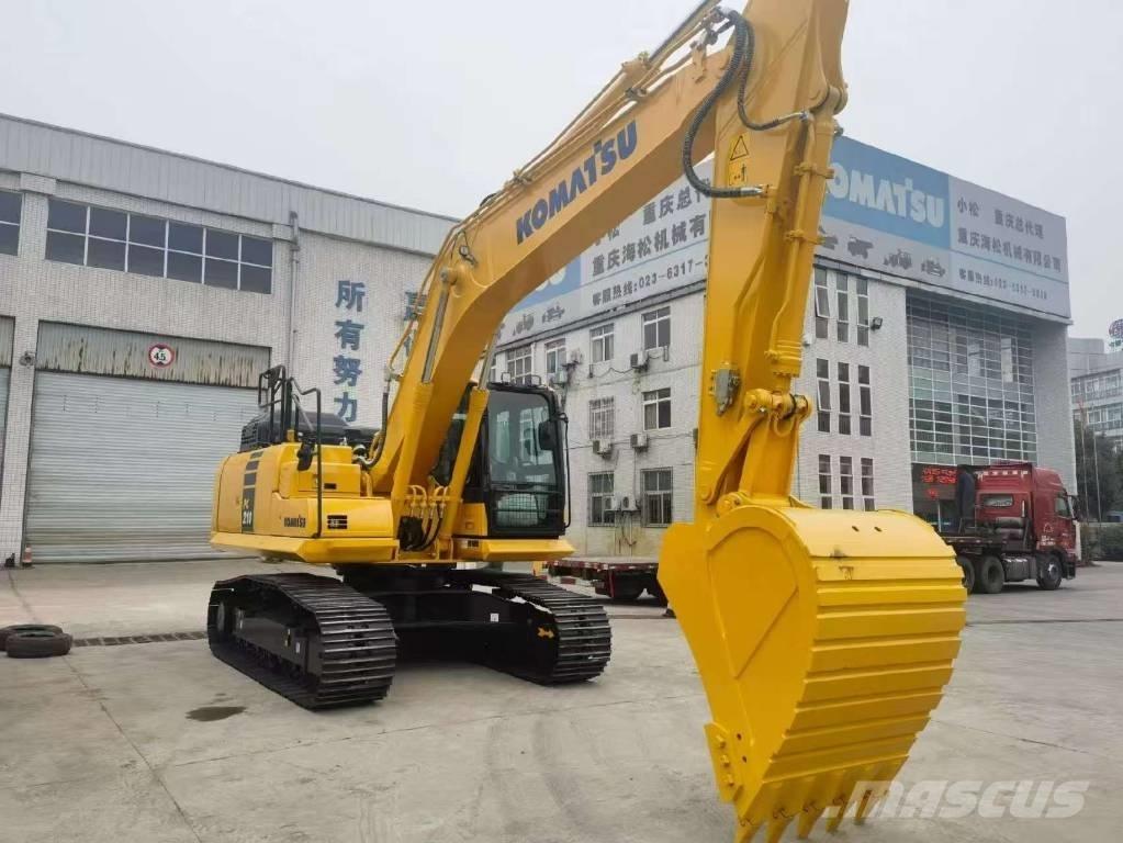 Komatsu PC 210 Roomikekskavaatorid