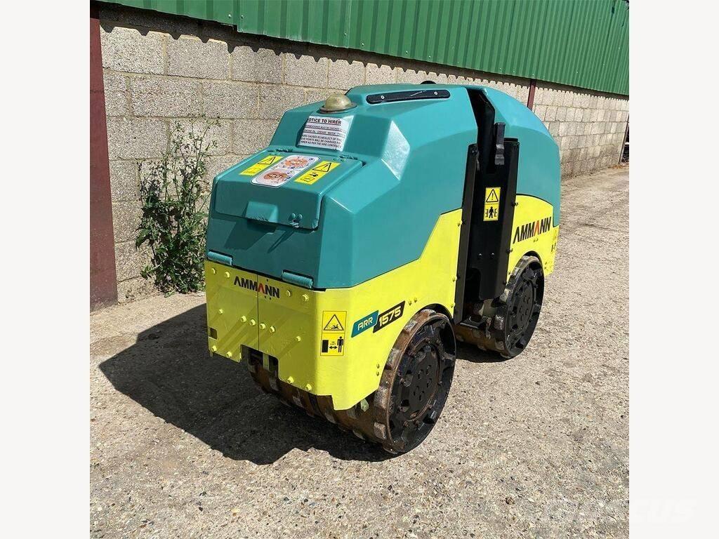 Ammann ARR 1575 Tandemrullid