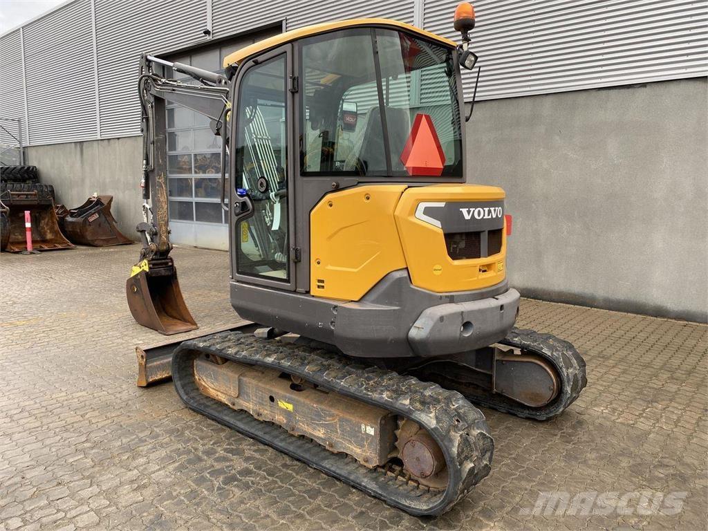 Volvo ECR50 Ratasekskavaatorid
