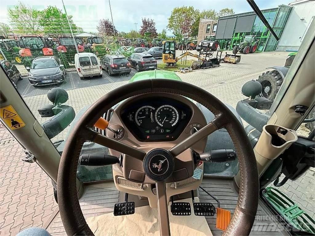 John Deere 6215 r Traktorid