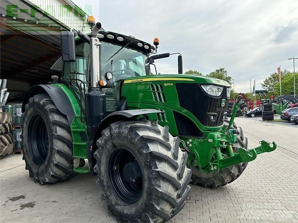 John Deere 6215 r Traktorid