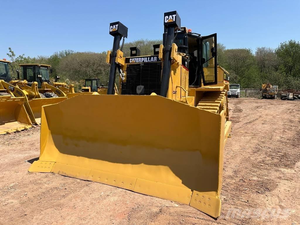 CAT D8R Buldooserid