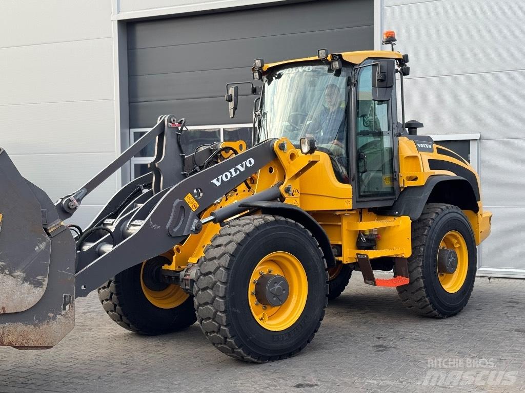 Volvo L 45 H Rataslaadurid