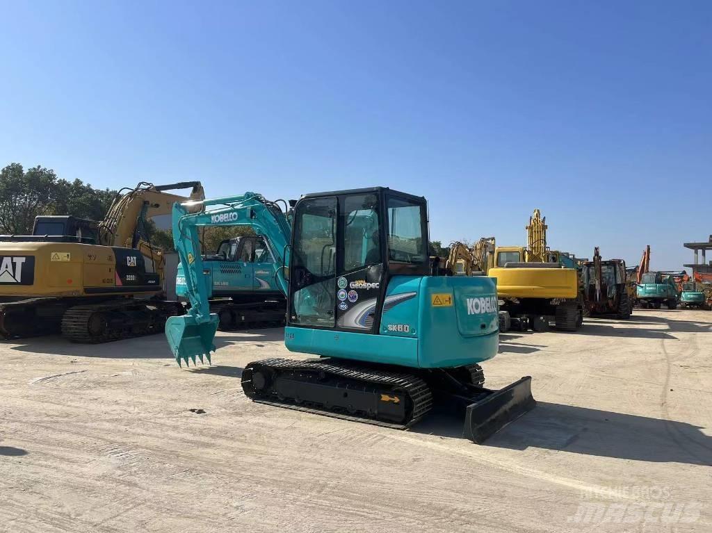 Kobelco SK 60 Miniekskavaatorid < 7 t
