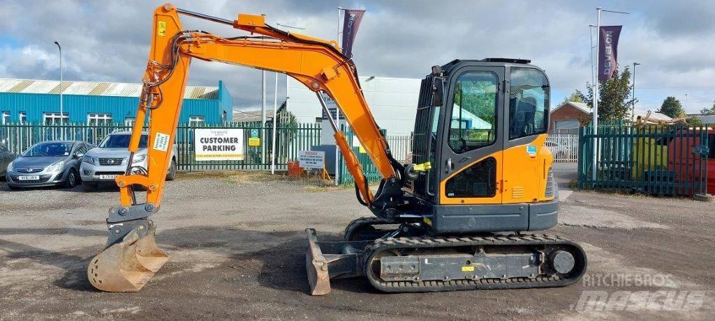 Develon Excavator Roomikekskavaatorid