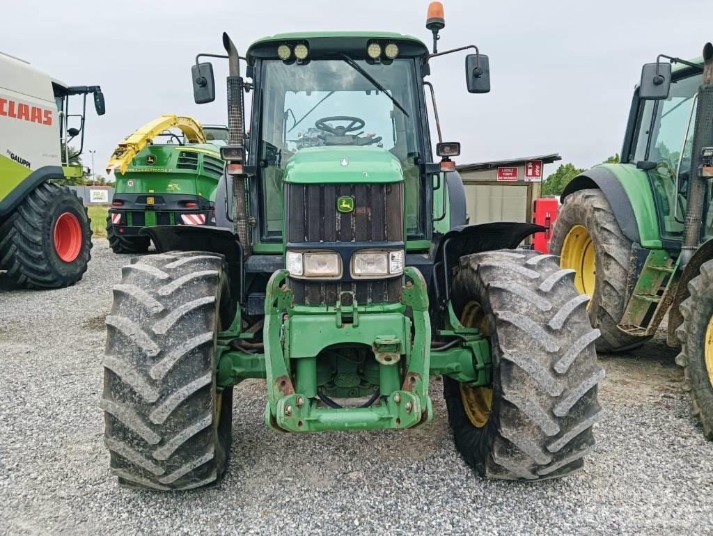 John Deere 6820 Traktorid