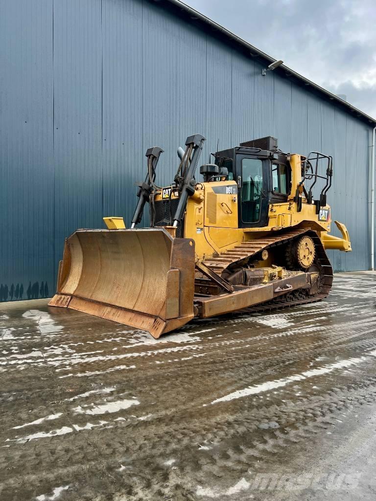CAT D6T XL Buldooserid