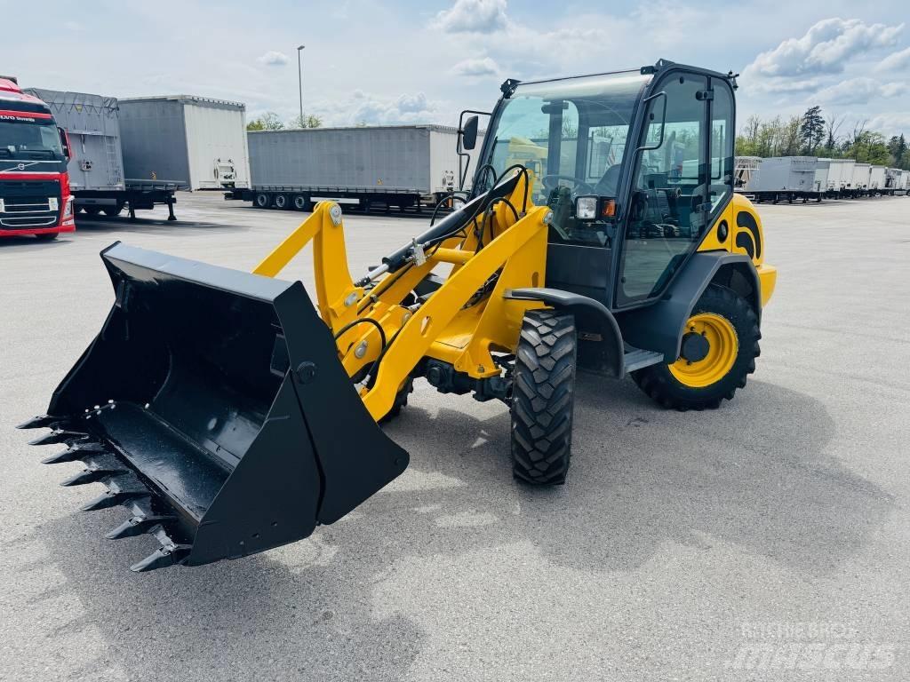 Terex 800L Rataslaadurid