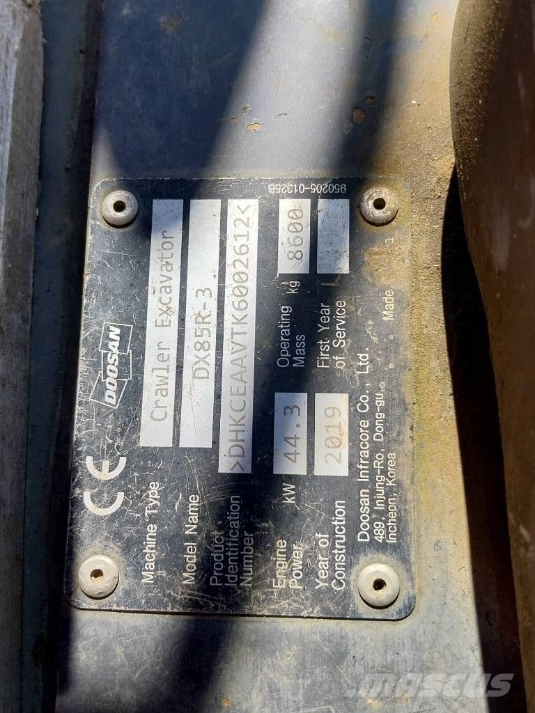 Doosan DX 85 R-3 Väikeekskavaatorid 7t-12t
