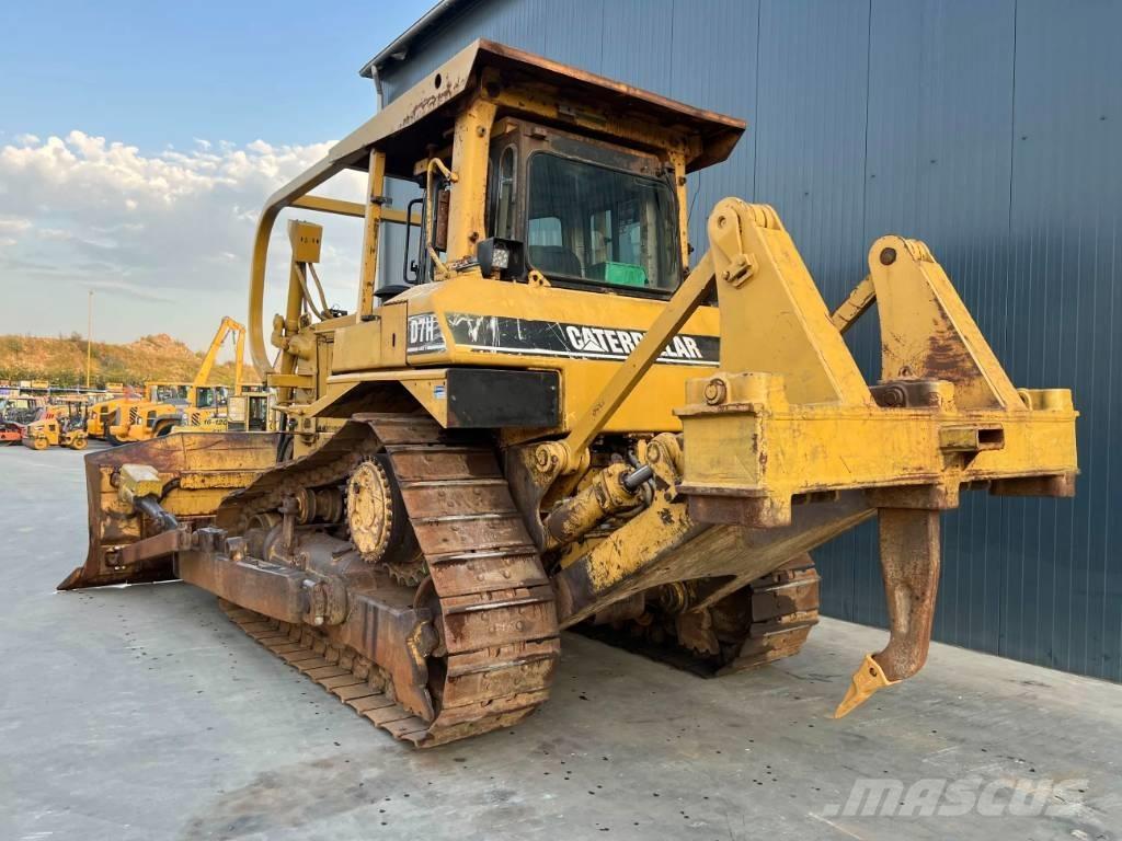 CAT D7H Buldooserid