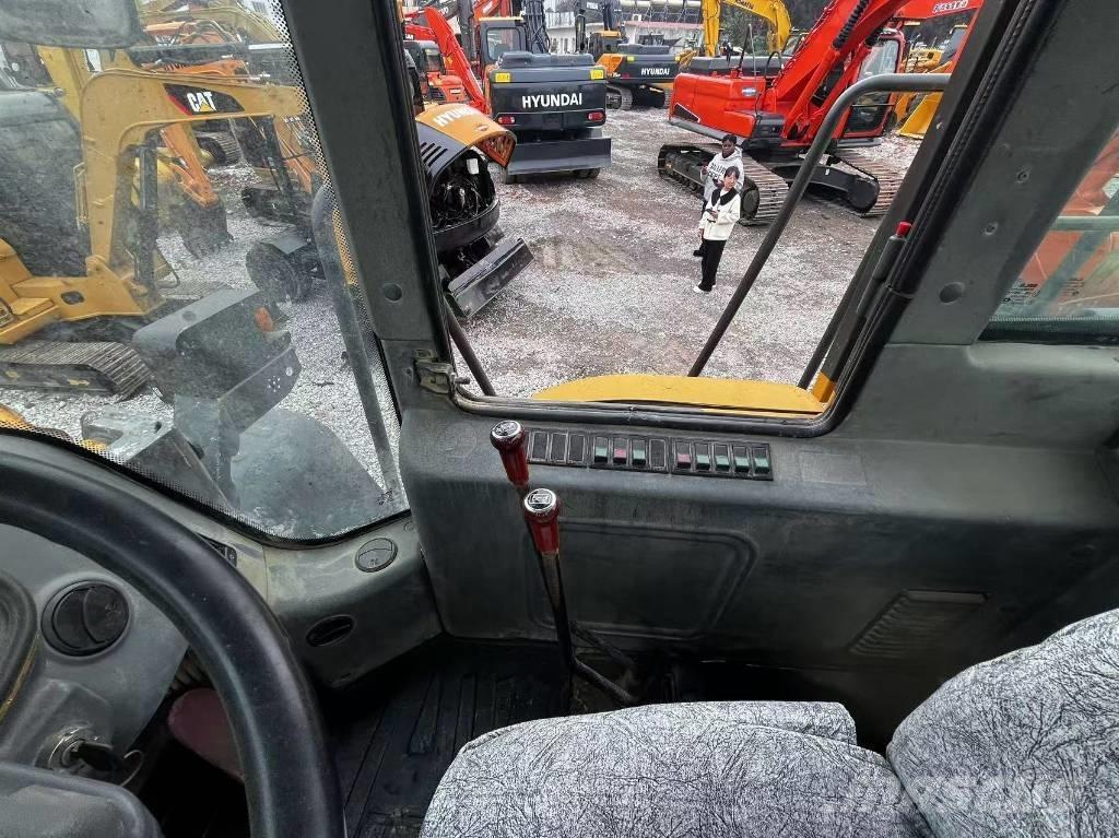 SDLG LG 953 Rataslaadurid