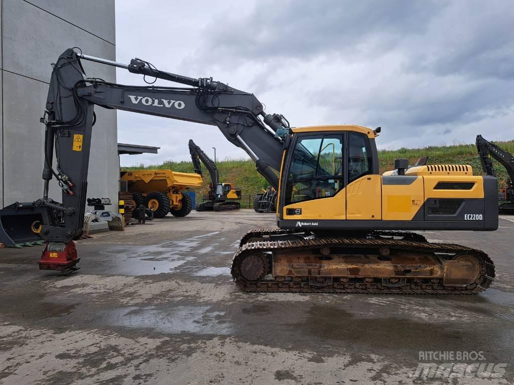 Volvo EC 220 DL Roomikekskavaatorid