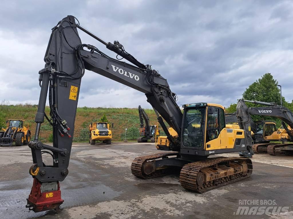 Volvo EC 220 DL Roomikekskavaatorid