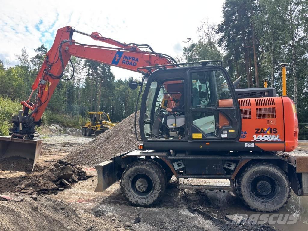 Hitachi ZX 140 W-6 Ratasekskavaatorid