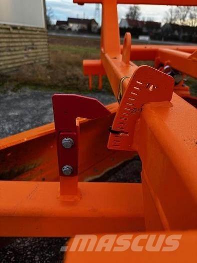 MS Grader 205 K Greiderid