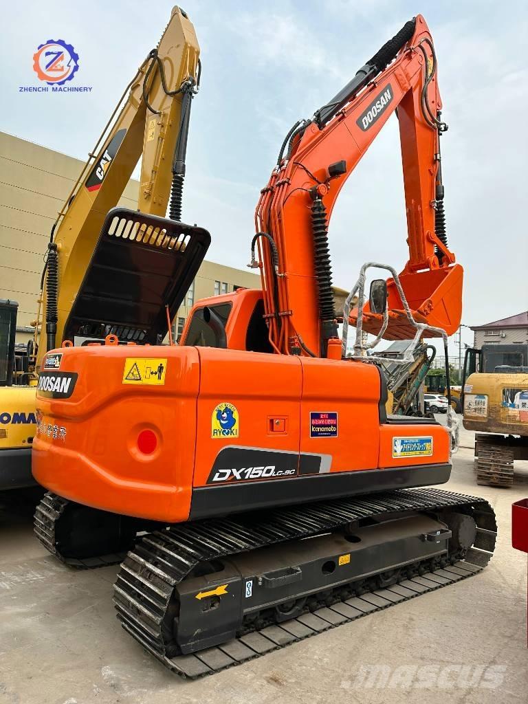 Doosan DX 150 Väikeekskavaatorid 7t-12t