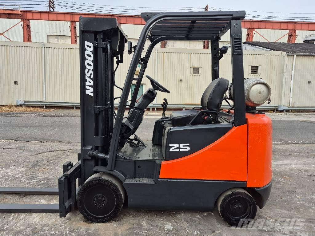Doosan GC 25 E Kahveltõstukid - muud