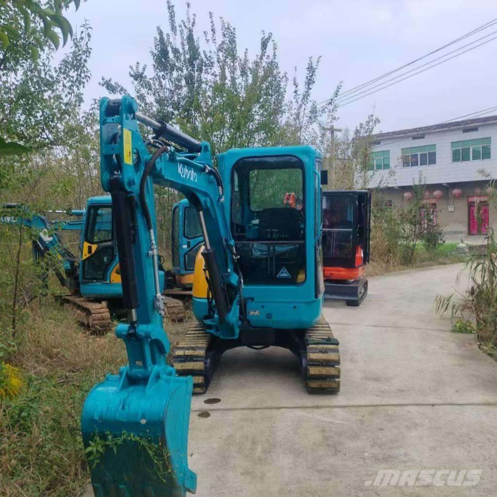 Kubota 30 Miniekskavaatorid < 7 t
