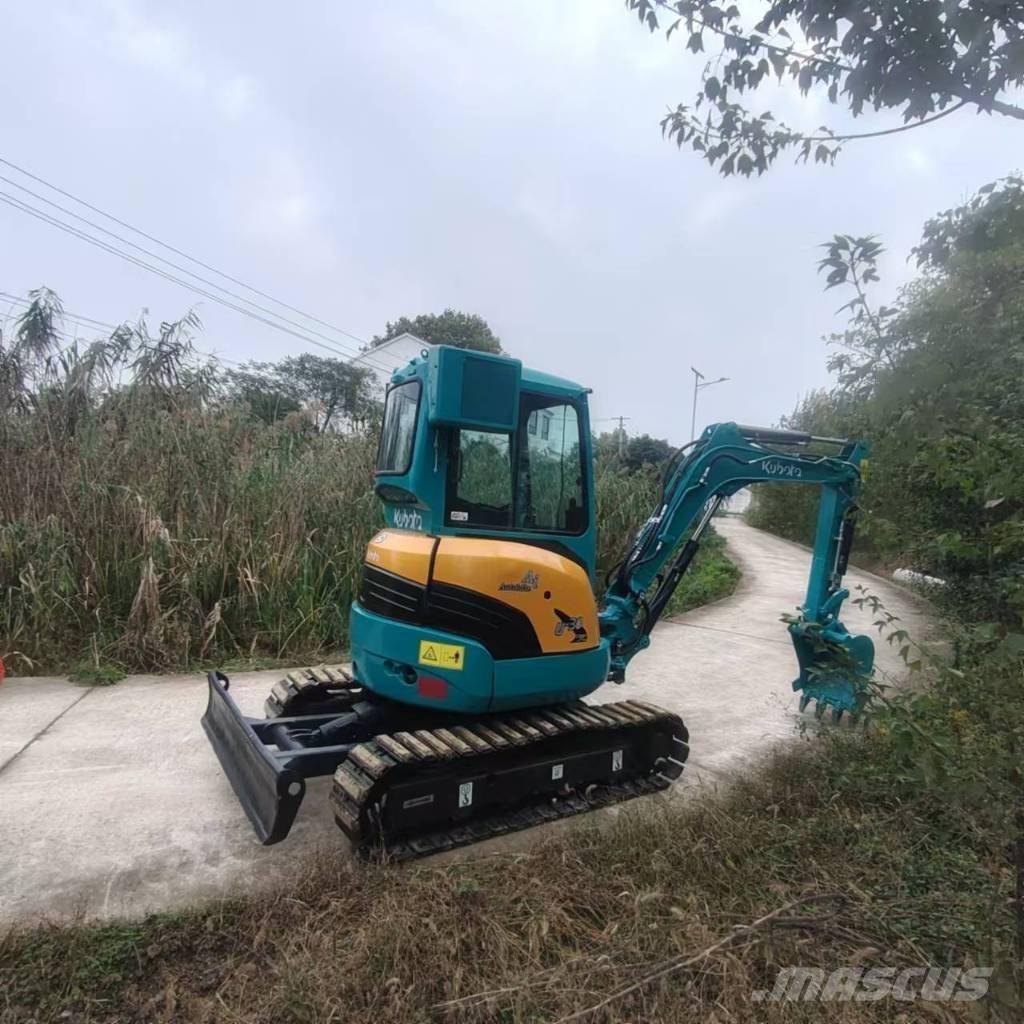 Kubota 30 Miniekskavaatorid < 7 t