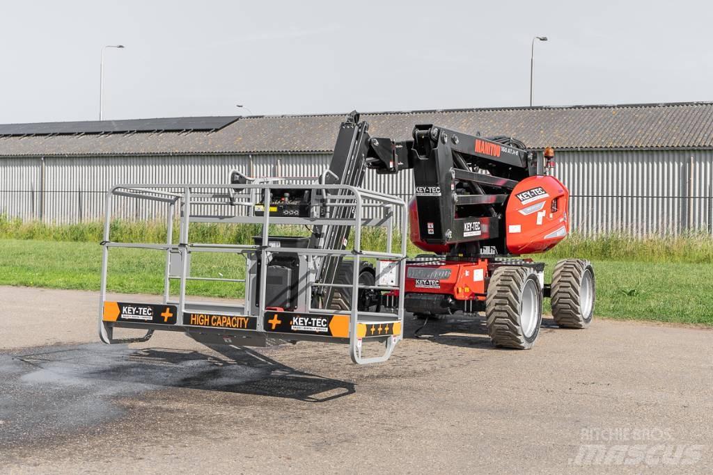 Manitou 160 ATJ+ e Iseliikuvad poomtõstukid