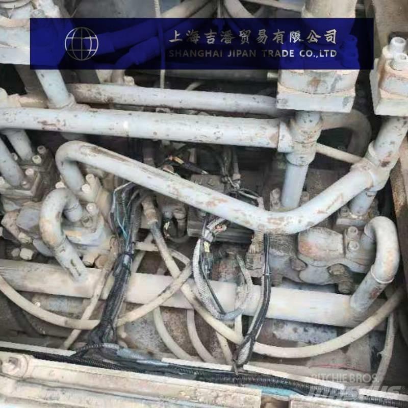 Kobelco 7080 Roomikkraanad