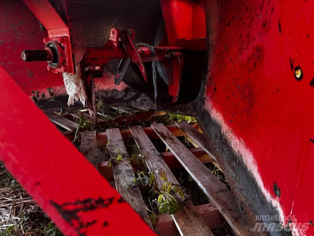 Kuhn VBP 2160 Ruloonpressid