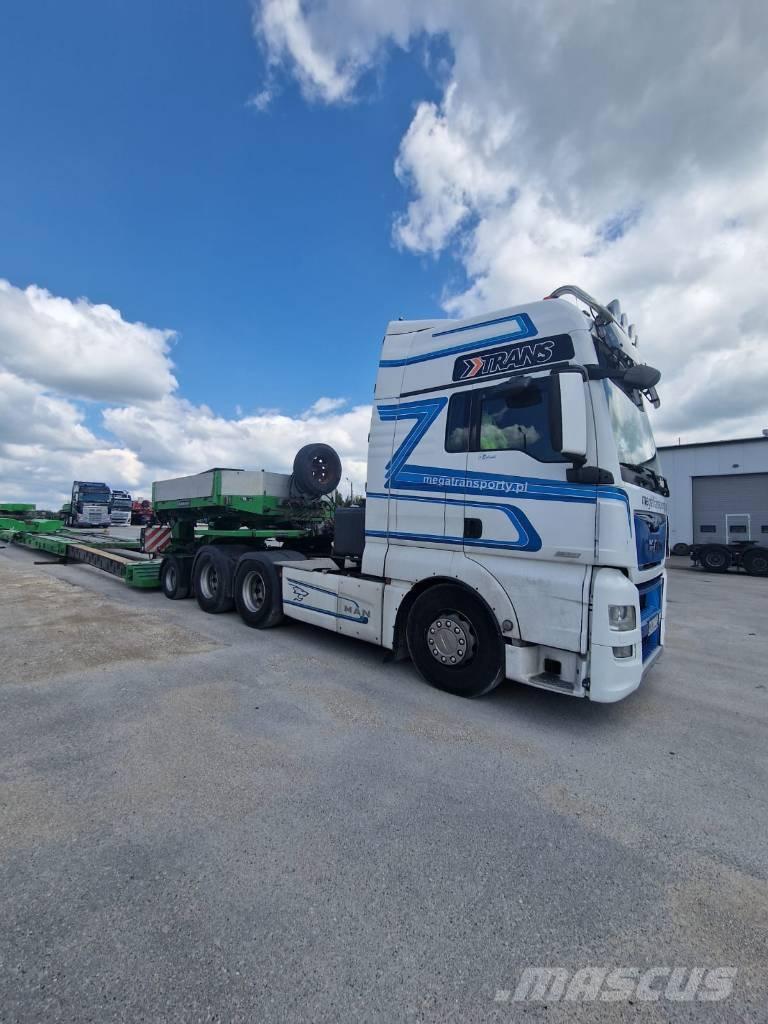 MAN TGX 6x4 560 Sadulveokid
