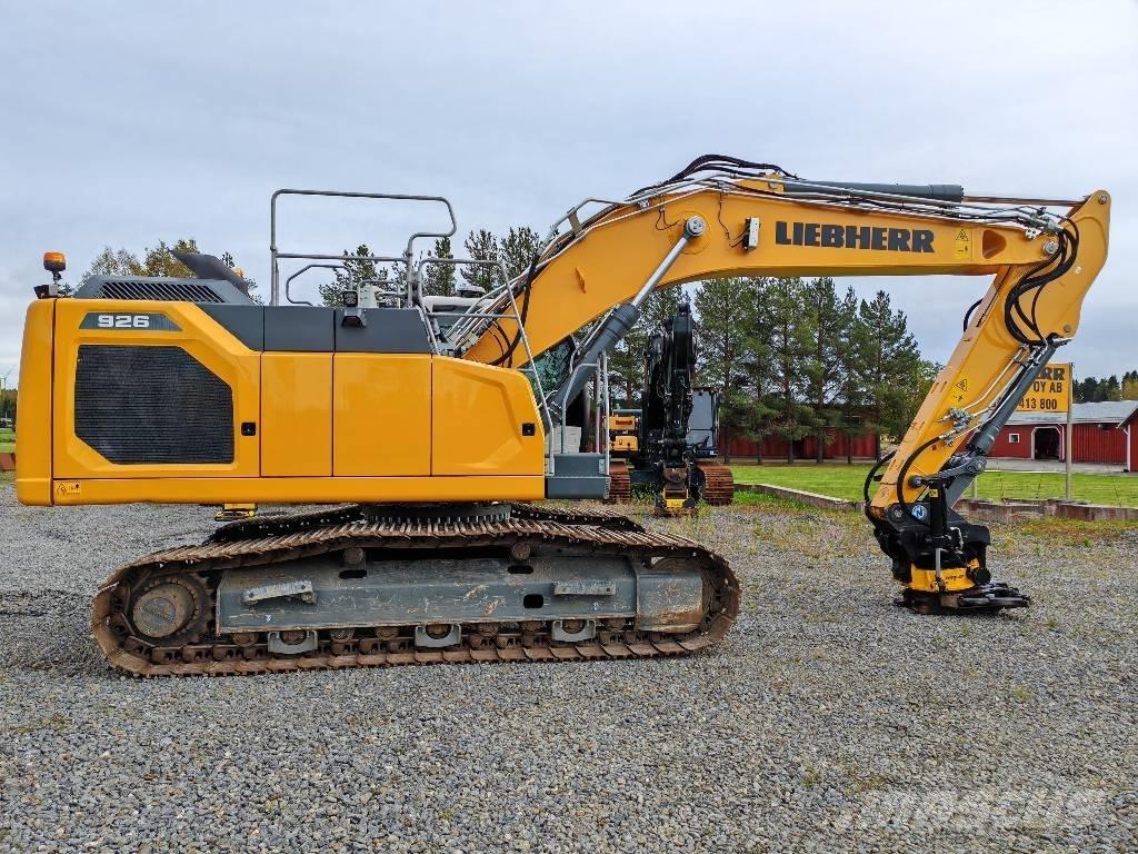 Liebherr R 926 G8 Roomikekskavaatorid
