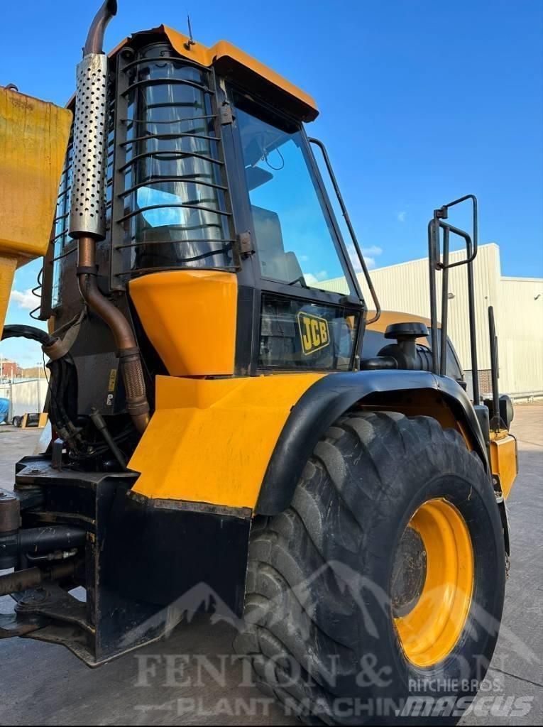 JCB 714 Liigendraamiga pinnaseveokid
