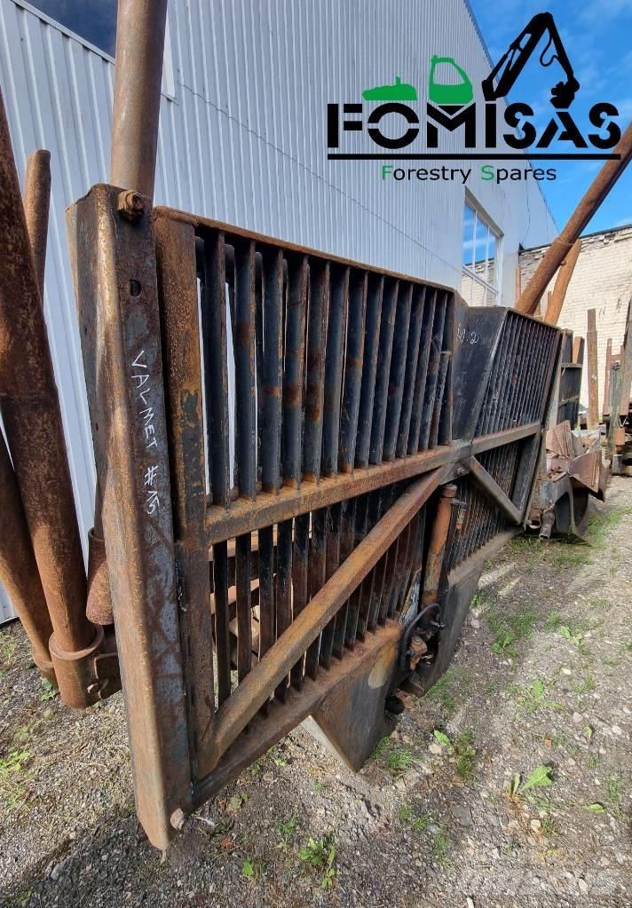 Valmet 840.2 Bunks Forvarderi kraanad