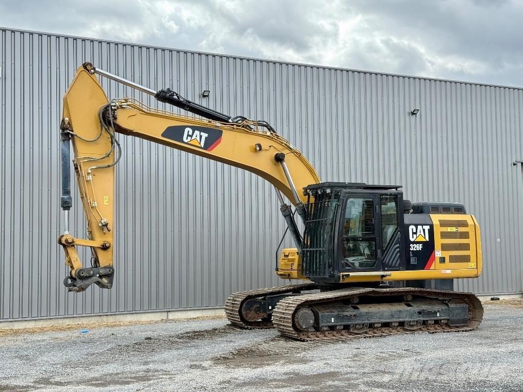 CAT 326 F L Roomikekskavaatorid