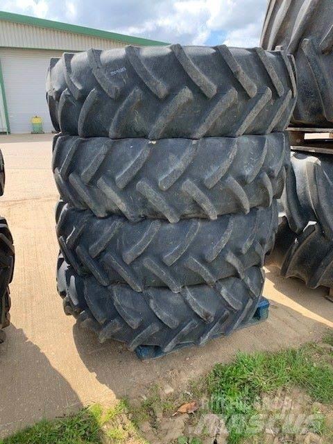  380/85R34 Rehvid, rattad ja veljed