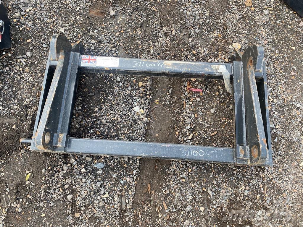  ADAPTOR PLATE Põllumajanduslikud teleskoopkäitlejad