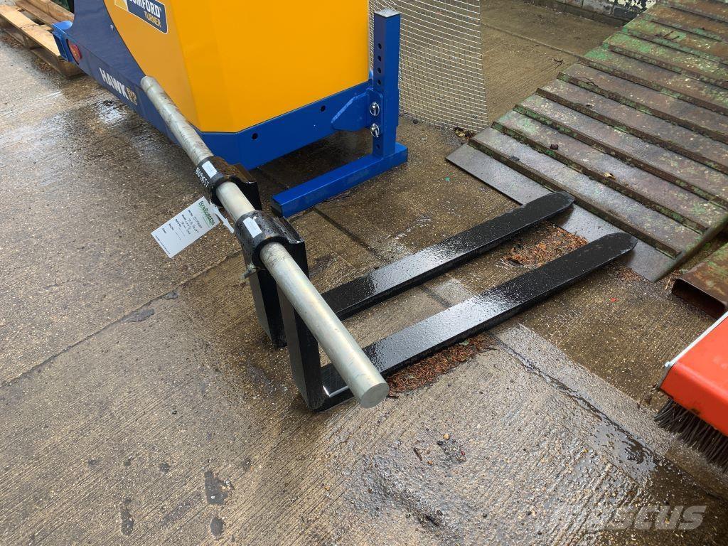  ATTACHMENTS Põllumajanduslikud teleskoopkäitlejad