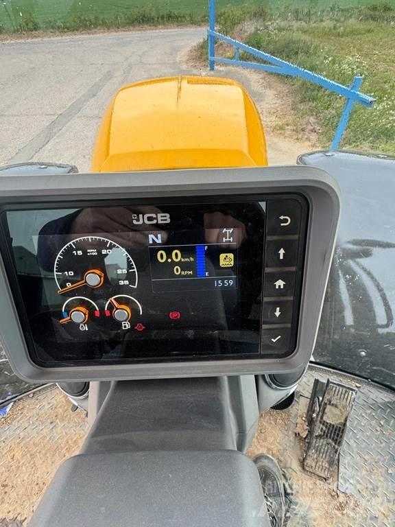 JCB 4220 Traktorid