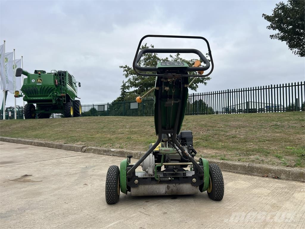 John Deere 220C Muud põllumajandusmasinad