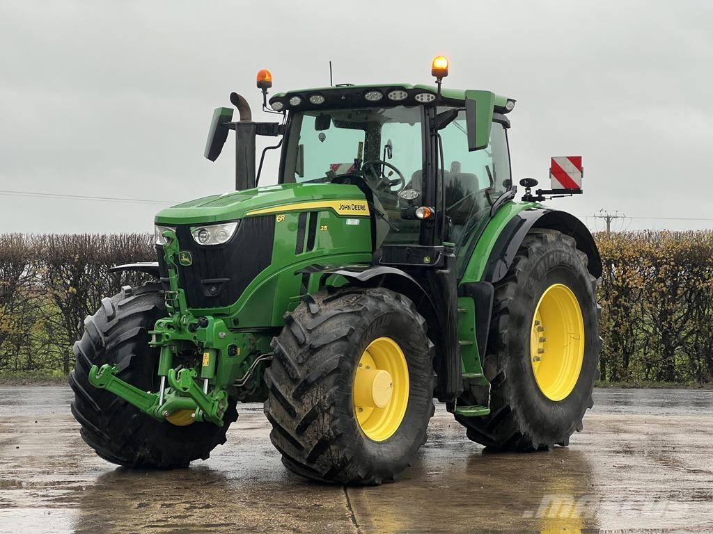 John Deere 6R215 Traktorid