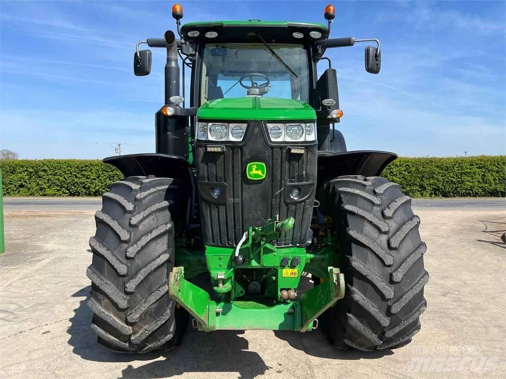 John Deere 7310R Traktorid
