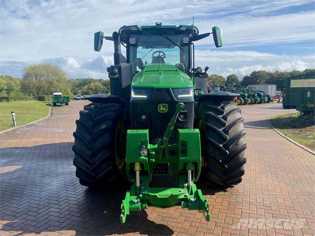 John Deere 8R370 Traktorid