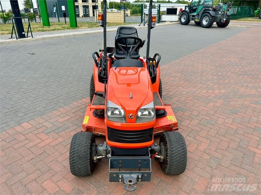Kubota BX2350 Kompakttraktorid