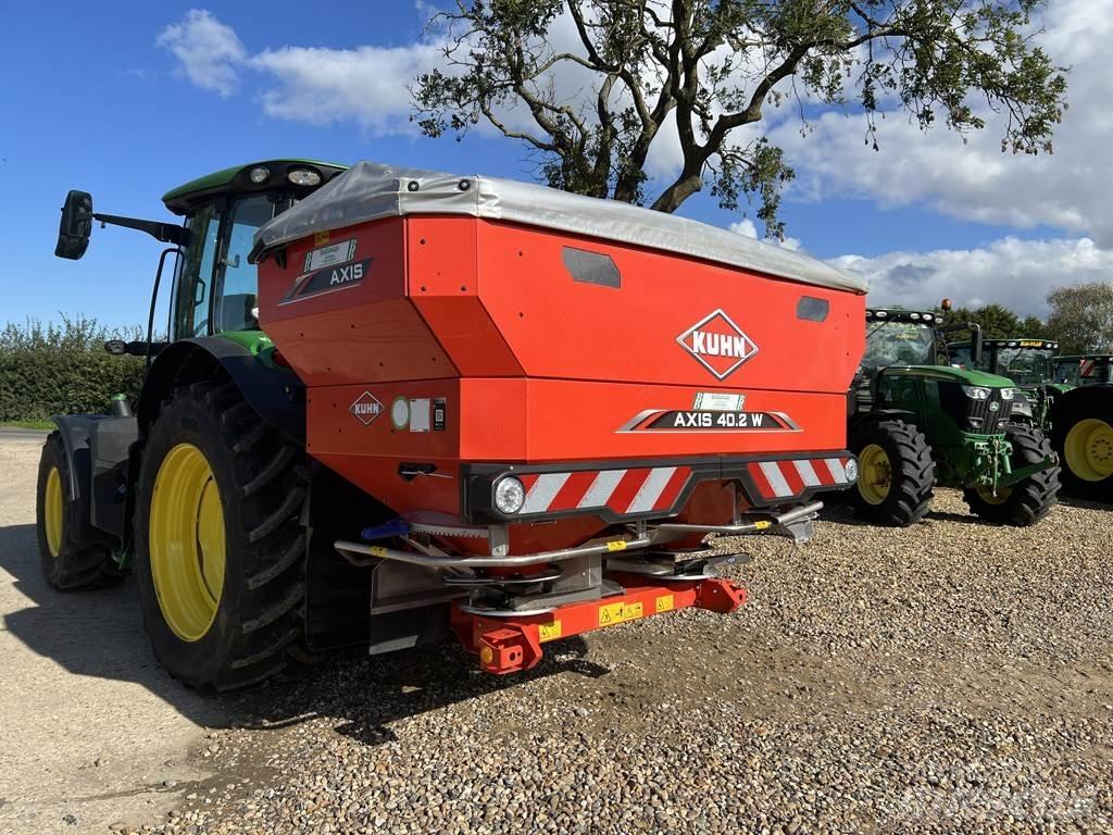 Kuhn 40.2W Mineraalväetise laoturid