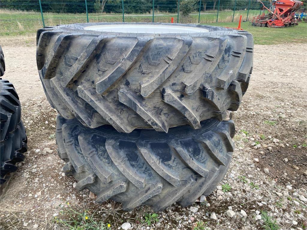 Kuhn 600/65R38 Rehvid, rattad ja veljed