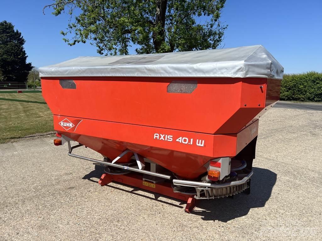 Kuhn AXIS 40.1WT Mineraalväetise laoturid