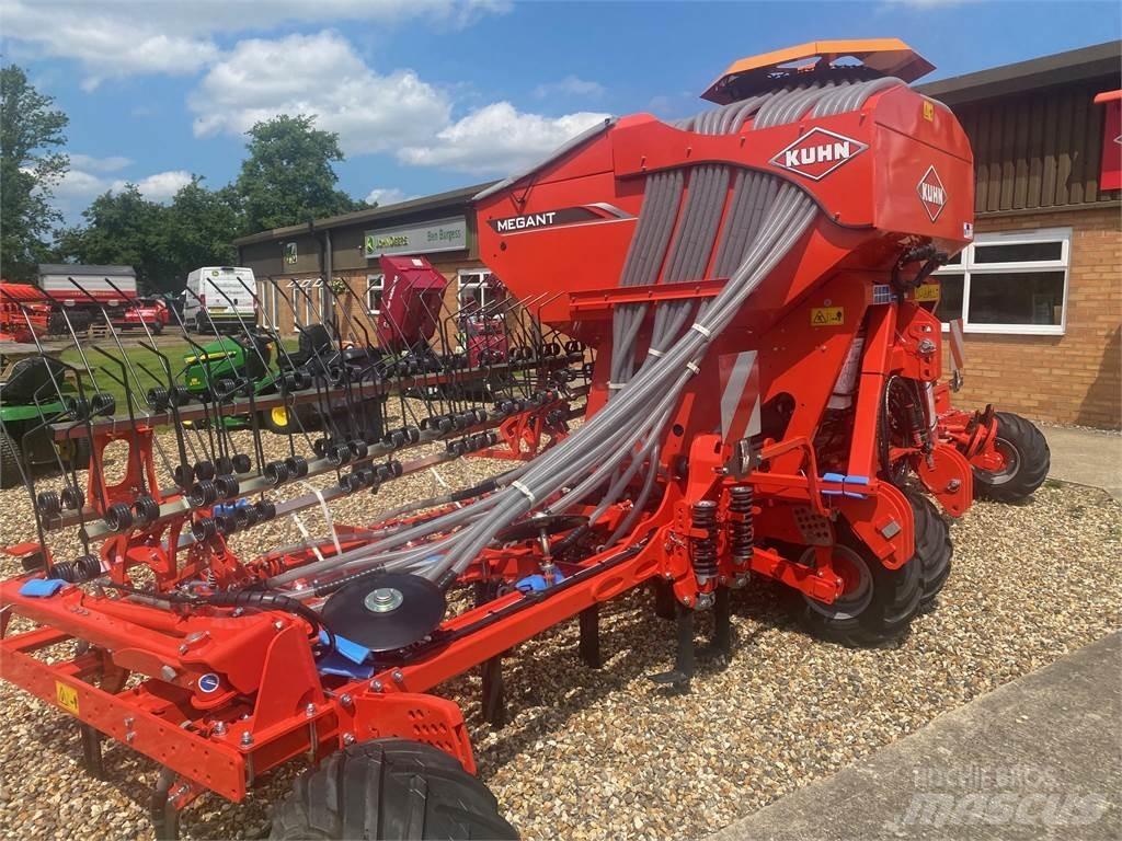 Kuhn MEGANT 602R Külvikud