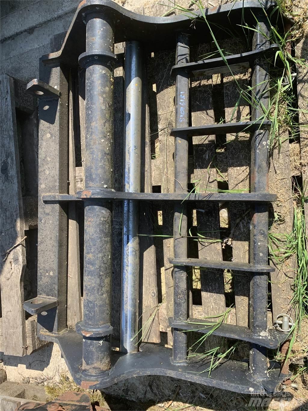Manitou HEADSTOCK Põllumajanduslikud teleskoopkäitlejad