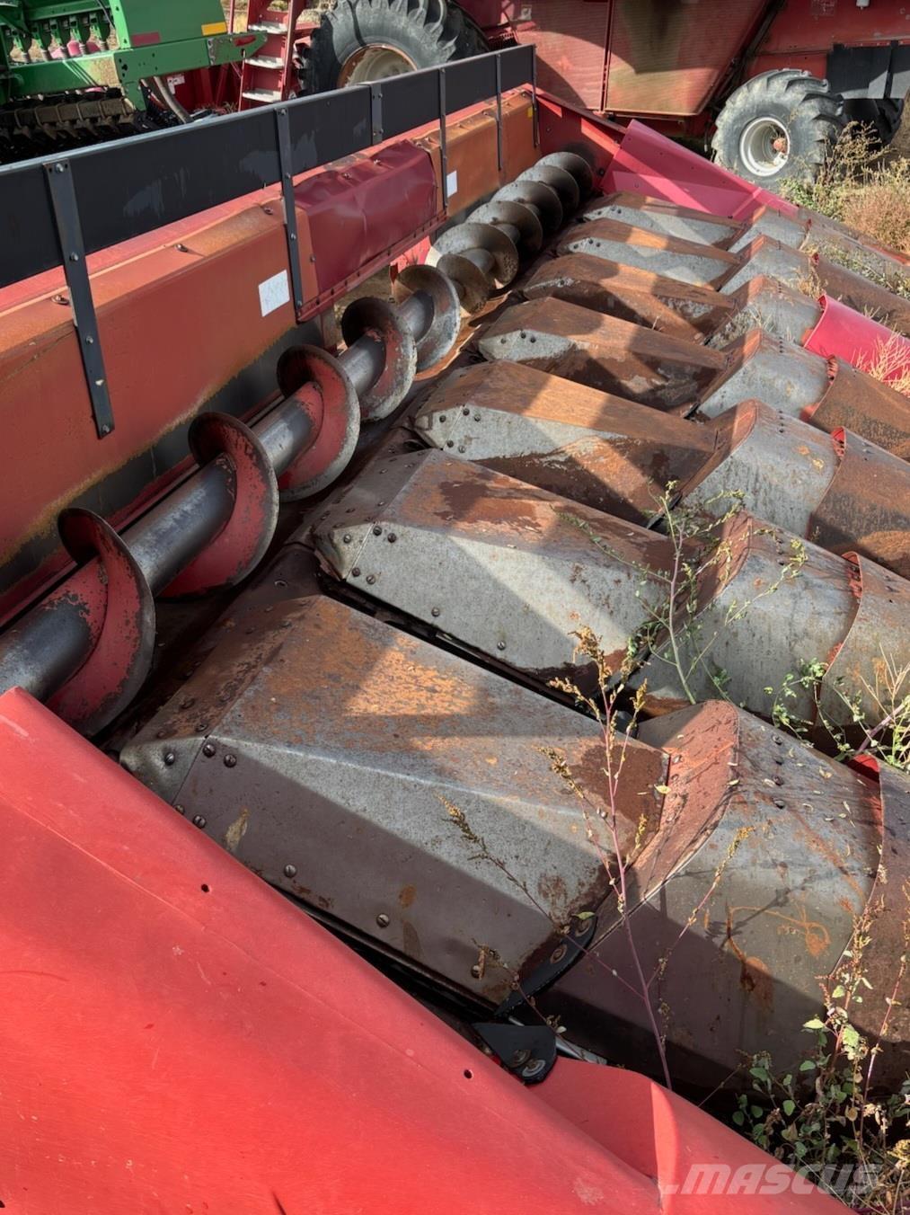 Case IH 1083 Teraviljakombainid