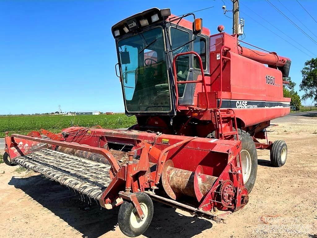 Case IH 1660 Teraviljakombainid